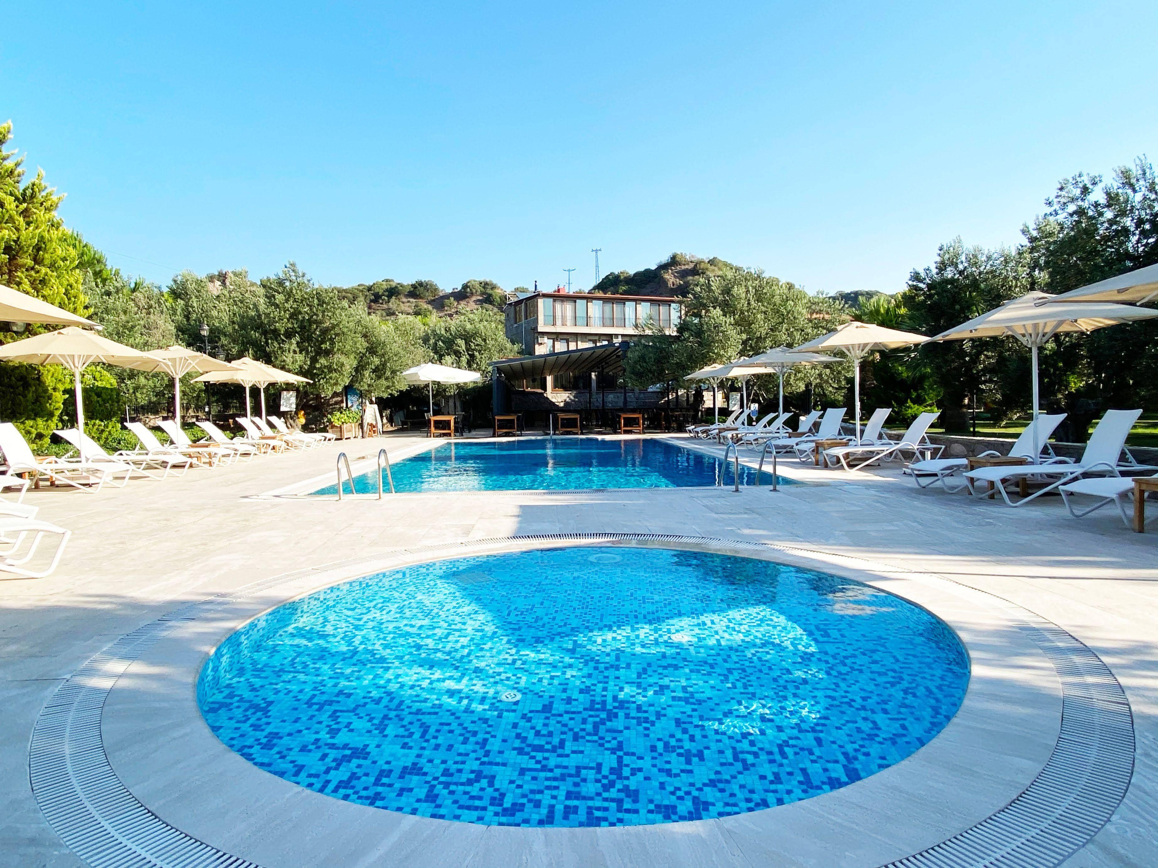 Assos Park Hotel Exterior foto