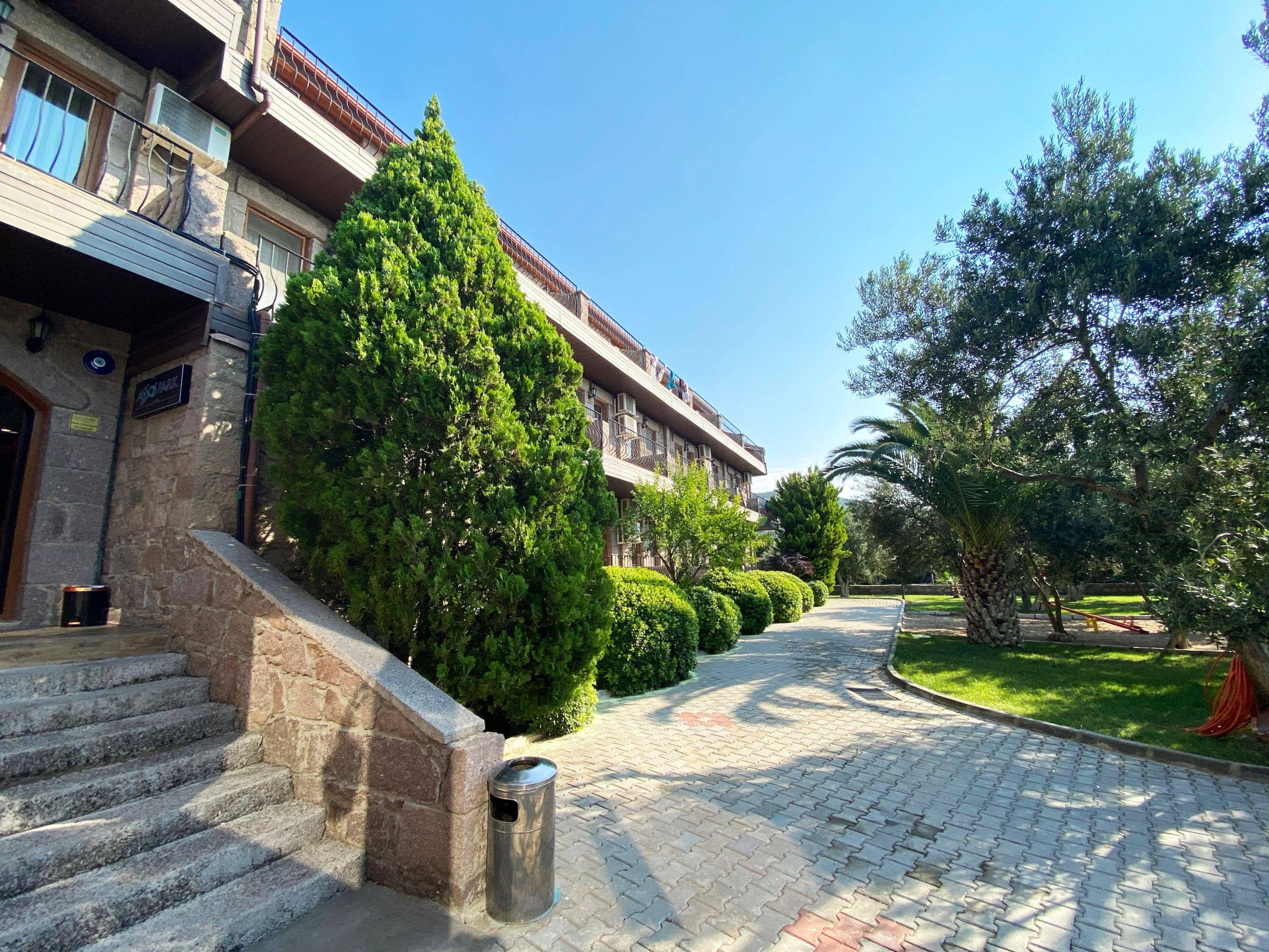 Assos Park Hotel Exterior foto