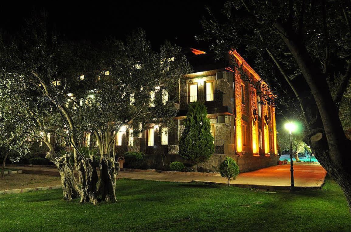 Assos Park Hotel Exterior foto